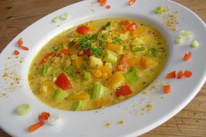 Datei:Kurbis-Kokos-Suppe mit roten Linsen 01.jpg