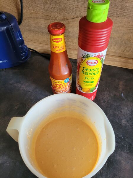 Datei:Die leckere Soße zu den Paprikaschoten.jpg