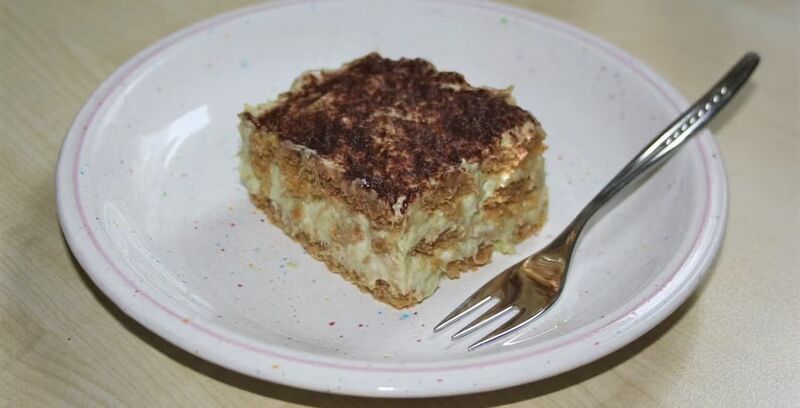 Datei:Rhabarber-Tiramisu 01.jpg