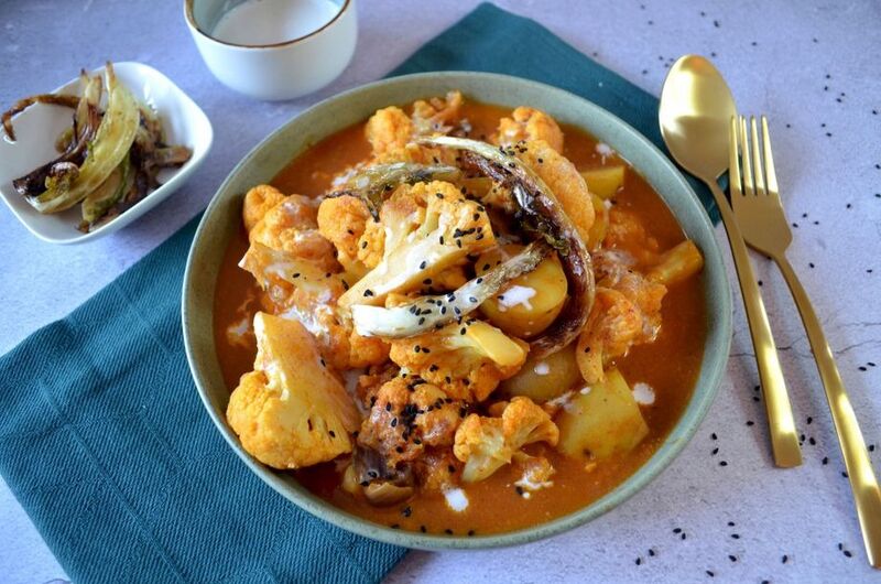 Datei:Blumenkohl-Kartoffel-Gemuse indisch Aloo Gobi 01.jpg