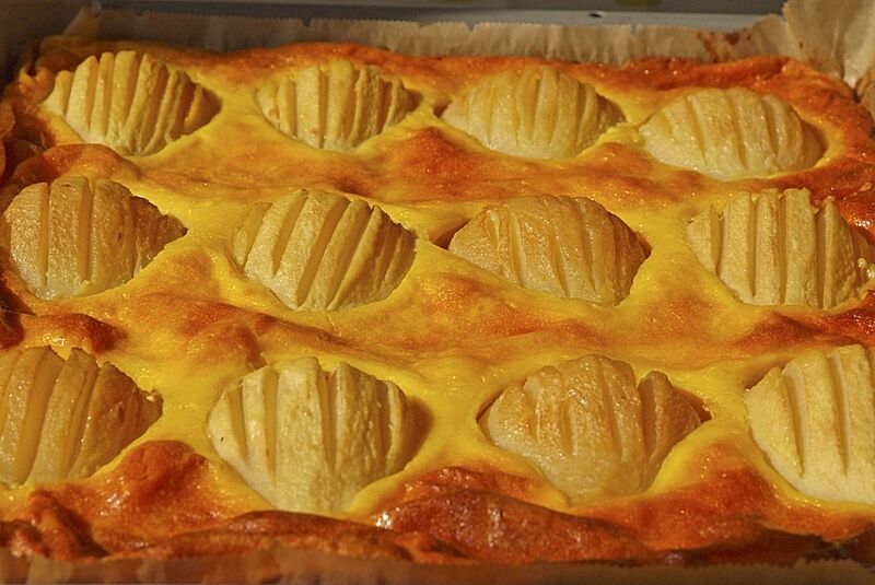 Datei:Birnen-Schmand-Blechkuchen 01.jpg