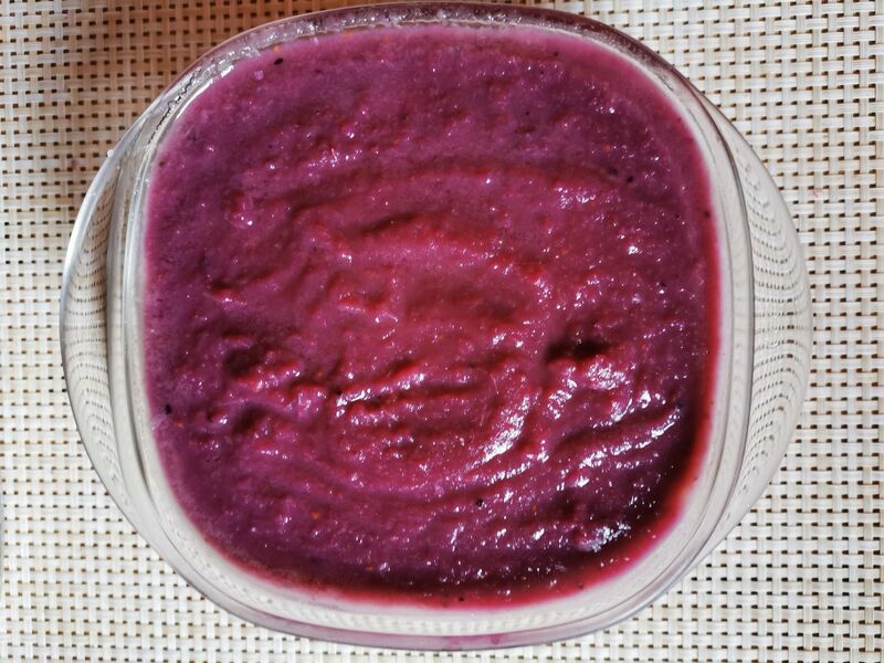 Datei:Fruchtige Rotkohlsuppe 01.jpg