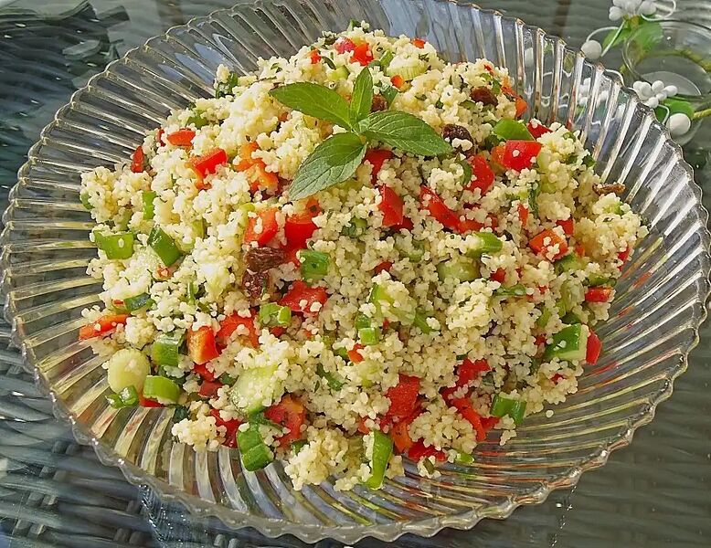 Datei:Taboule mit Minze 01.jpg