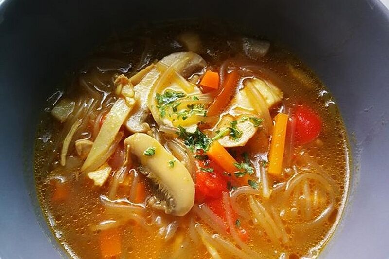 Datei:Bihunsuppe 02.jpg